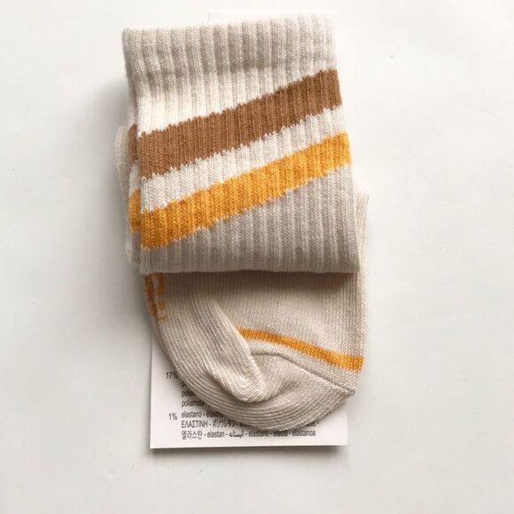 Zara NWT neutral stripe socks 12-24 months/2-3T/4-5T - Picture 2 of 8